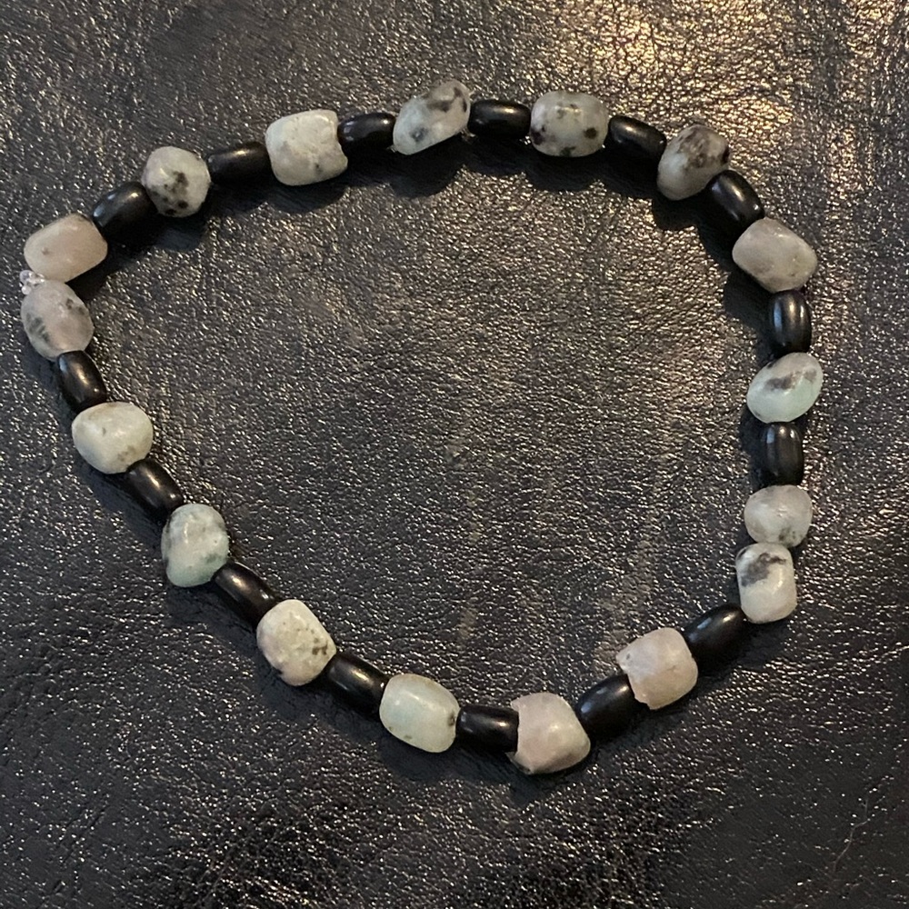 Handmade bracelets - Picture 3 of 8